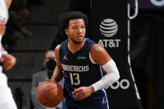 卡塔尔队中 卡塔尔队中