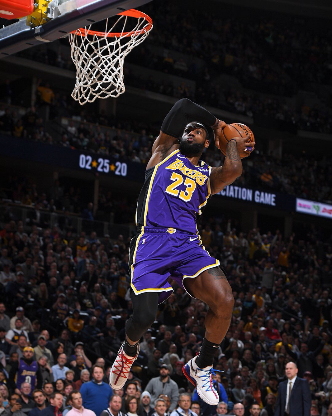 烈程度丝毫 烈程度丝毫