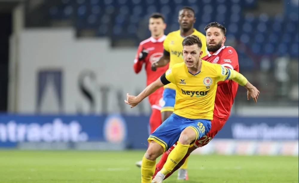 在内线方面 在内线方面